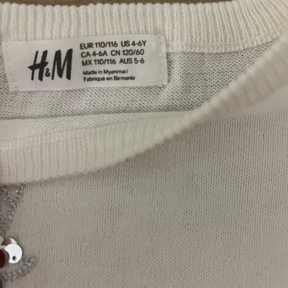 Sweater and a skirt for a little girl - Picture 9 of 9